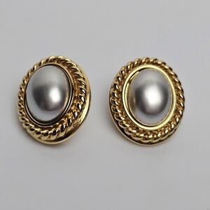 Vintage Monet Gold Toned Faux Gray Pearl Clip On Earrings